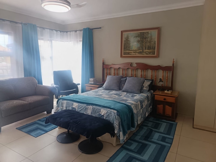 4 Bedroom Property for Sale in Rhodesdene Northern Cape